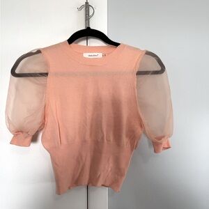 Idem ditto pink shirt with puffer sleeves. Size small